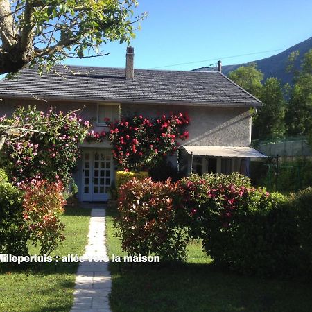 Les Millepertuis Villa Luz-Saint-Sauveur Exterior photo